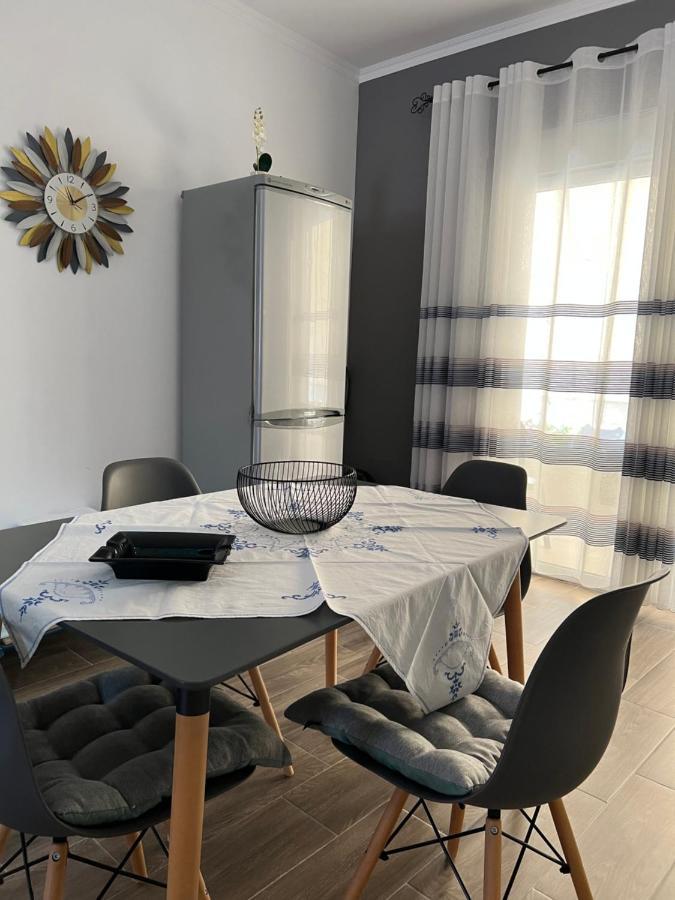 Rent Room Vlora Екстер'єр фото