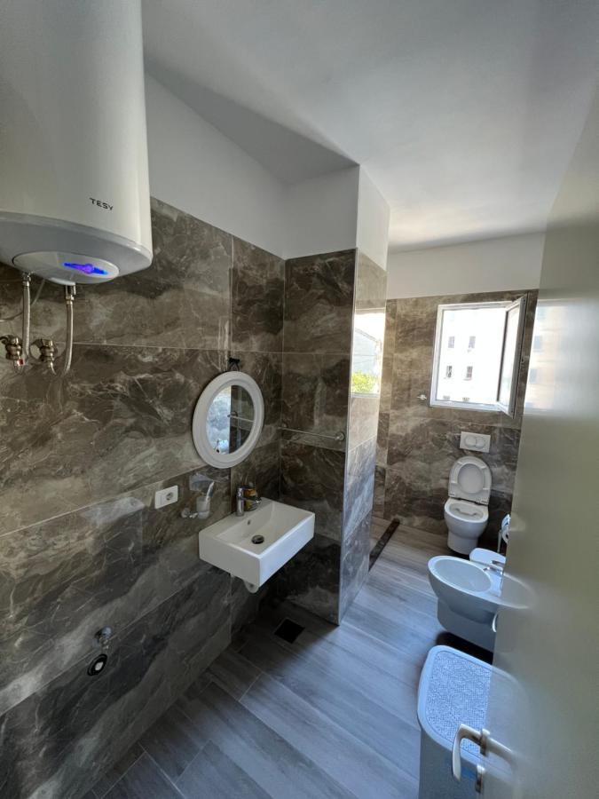 Rent Room Vlora Екстер'єр фото